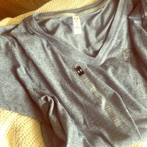 Under Armour Gray Vneck Short Sleeve shirt